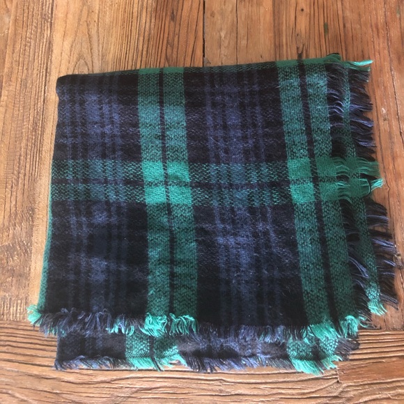 Blanket Scarf - Picture 2 of 5